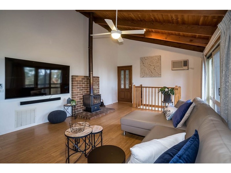 18 Belmont Avenue, Upwey VIC 3158