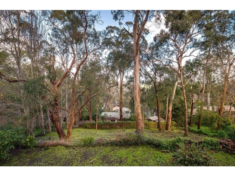 18 Belmont Avenue, Upwey VIC 3158