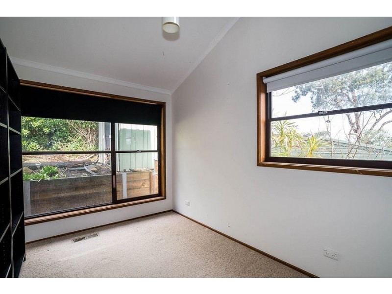 10 Irene Avenue, Upper Ferntree Gully VIC 3156