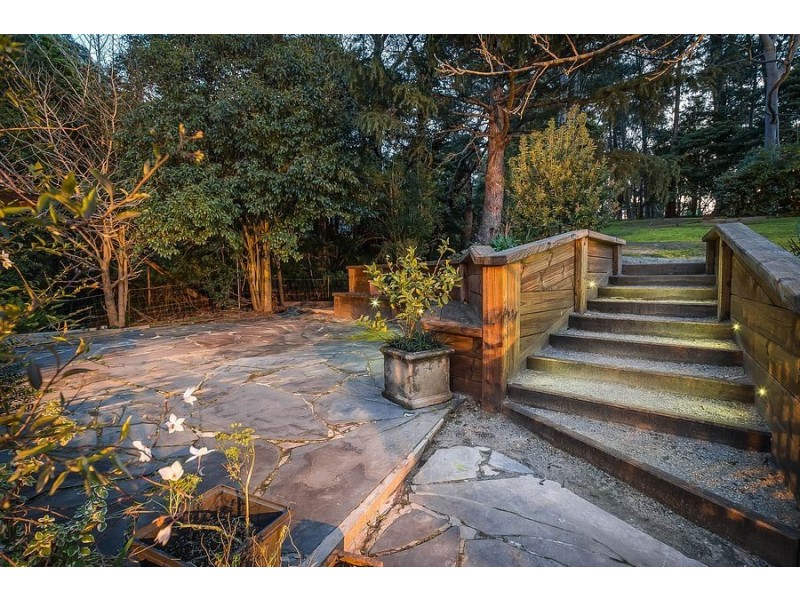 222-226 Mount Morton Road, Belgrave Heights VIC 3160