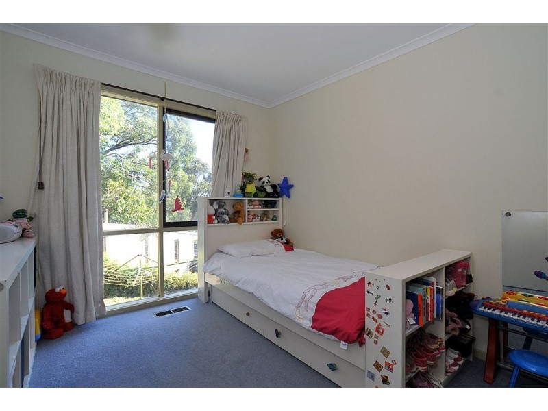 15 Irene Avenue, Upper Ferntree Gully VIC 3156