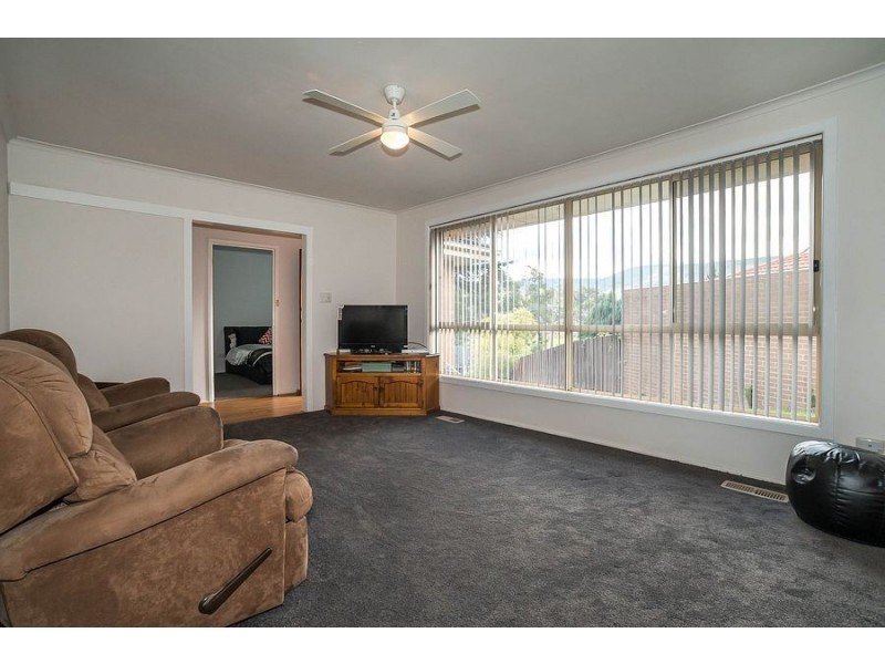 31 Merricks Close, Ferntree Gully VIC 3156