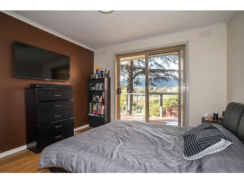 31 Merricks Close, Ferntree Gully VIC 3156