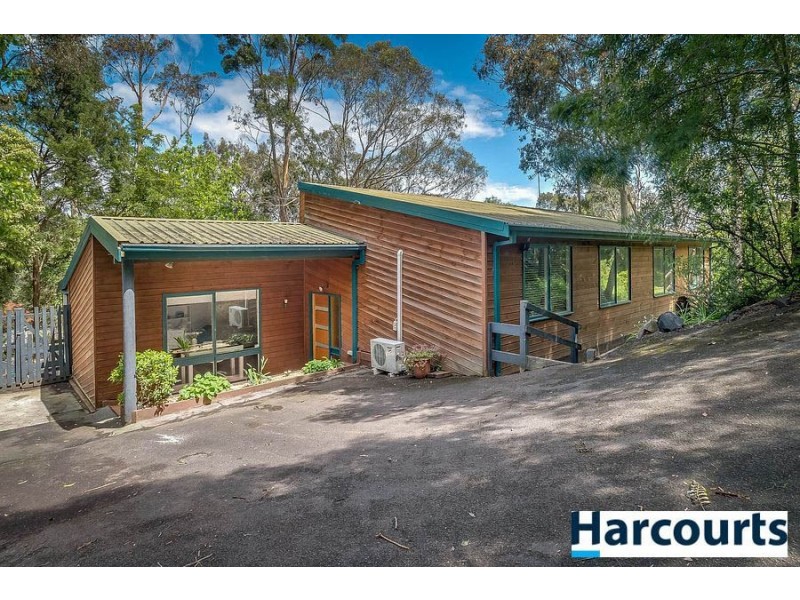 32 Ternes Road, Upwey VIC 3158