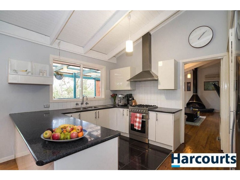 32 Ternes Road, Upwey VIC 3158