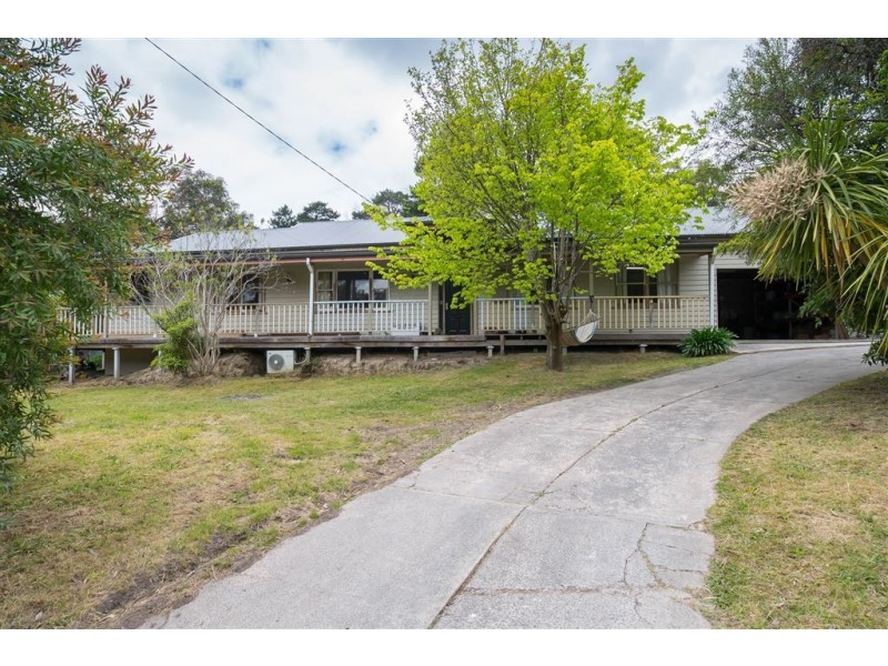 214 Mount Morton Road, Belgrave Heights VIC 3160