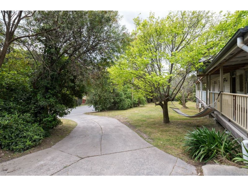 214 Mount Morton Road, Belgrave Heights VIC 3160