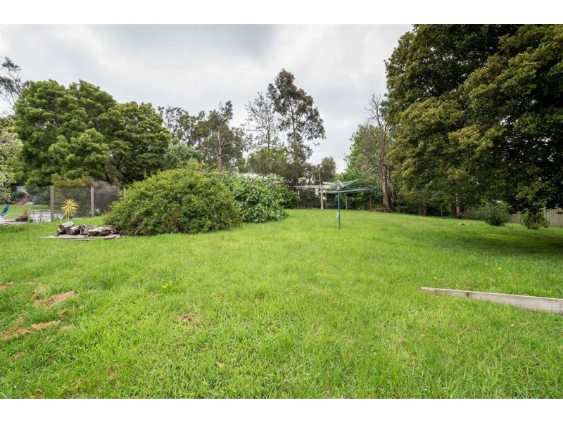 24 Mahony Street, Upwey VIC 3158