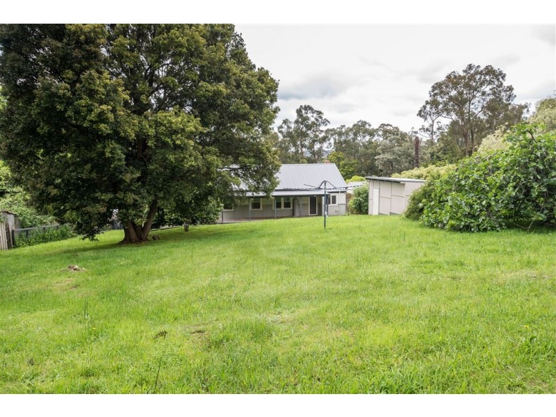 24 Mahony Street, Upwey VIC 3158