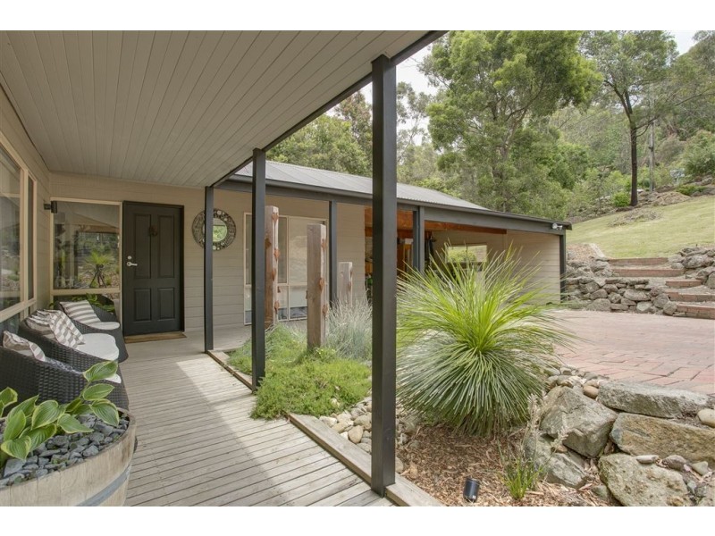 12 Leonard Street, Upwey VIC 3158