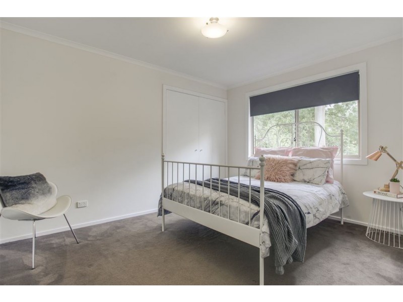 12 Leonard Street, Upwey VIC 3158