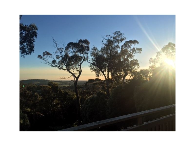 9 Ternes Road, Upwey VIC 3158