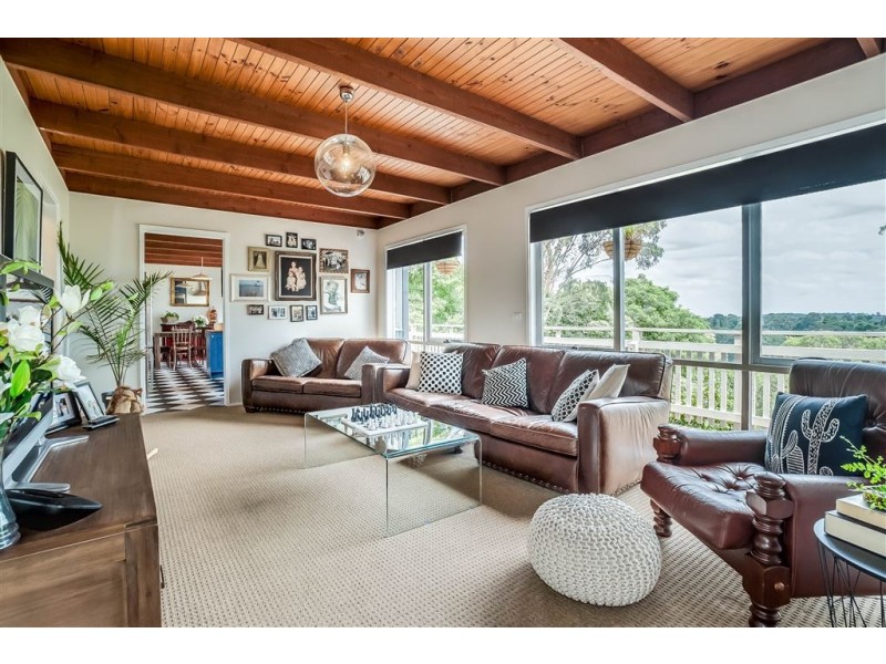 9 Ternes Road, Upwey VIC 3158