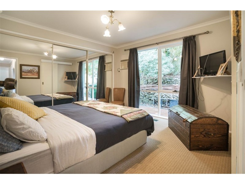 9 Ternes Road, Upwey VIC 3158