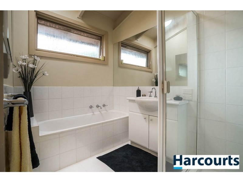43 Alexander Avenue, Upwey VIC 3158