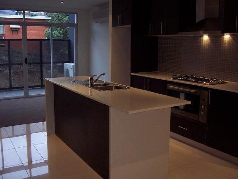 102/719 Elgar Road,, Doncaster VIC 3108