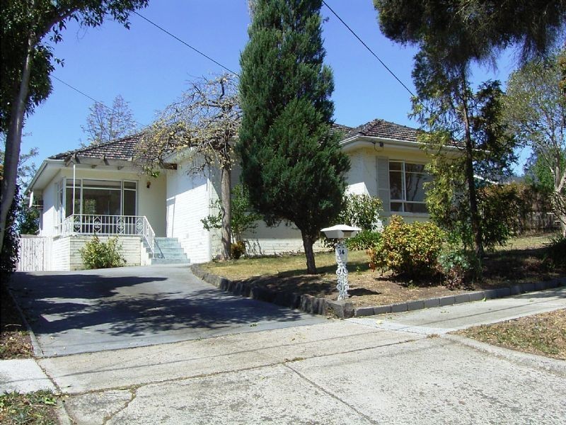 14 Arapilles Drive, Templestowe Lower VIC 3107