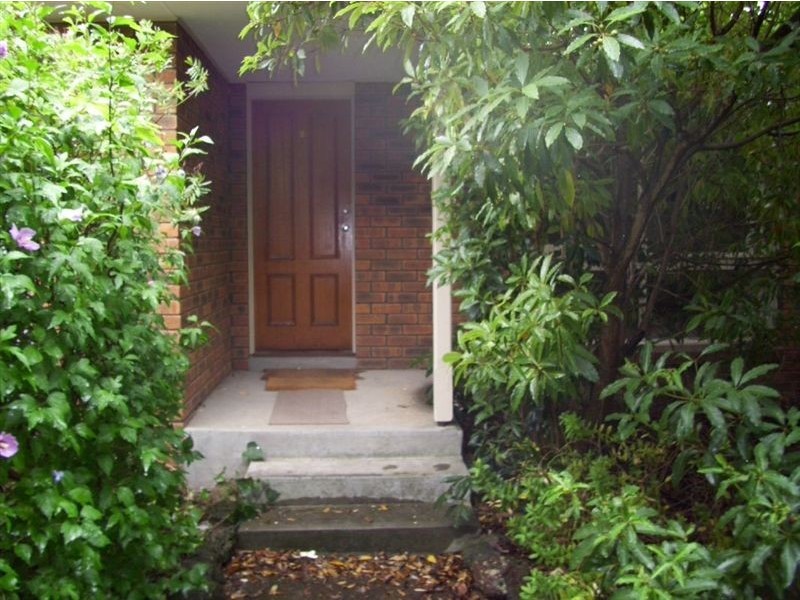 2/14 Victoria St, Box Hill VIC 3128