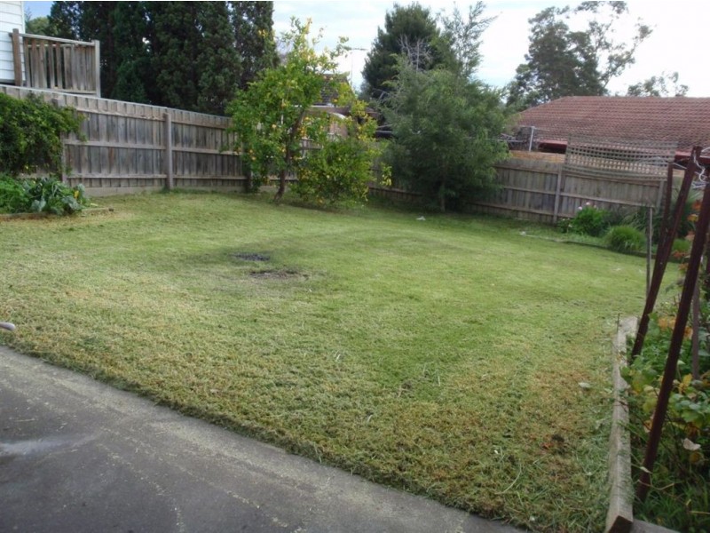 9 Tracey Street, Doncaster East VIC 3109