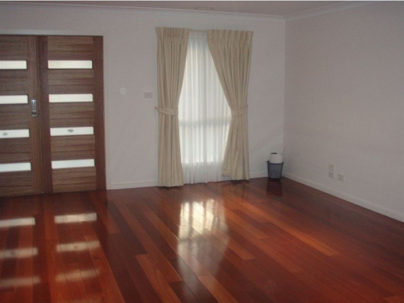 1B Lemon Grove, Nunawading VIC 3131