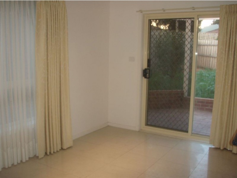 1B Lemon Grove, Nunawading VIC 3131