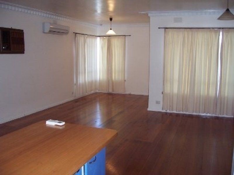 1a/15 Maxia Road, Doncaster East VIC 3109