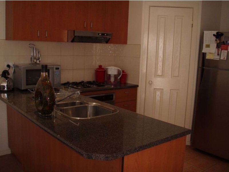 3/8 Devon Drive, Doncaster East VIC 3109