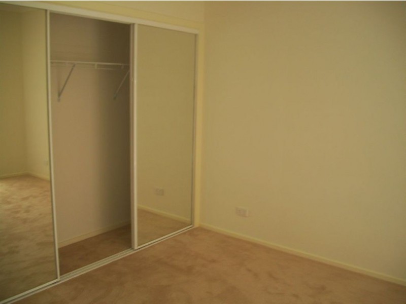 3/8 Devon Drive, Doncaster East VIC 3109