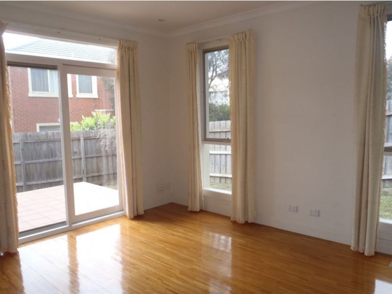 21/413 Doncaster Road, Doncaster VIC 3108