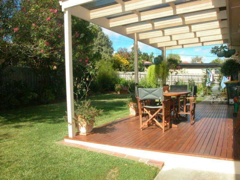 15 Glengarry Street, Burwood VIC 3125