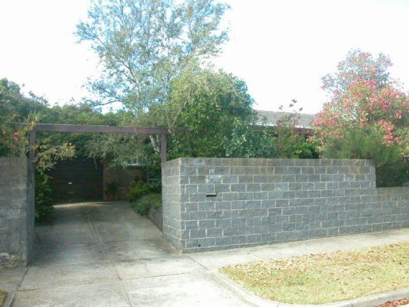 15 Glengarry Street, Burwood VIC 3125