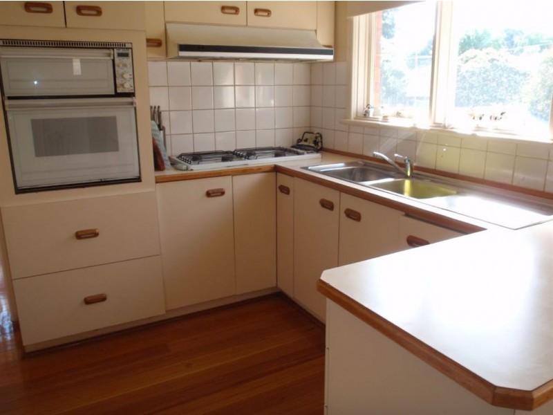 14 Alison Avenue, Bulleen VIC 3105