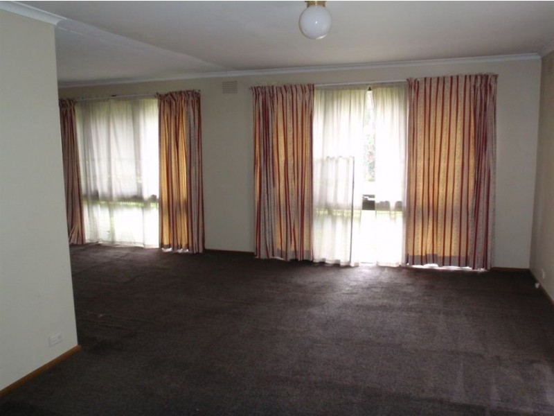 16 Eastern Avenue, Doncaster VIC 3108