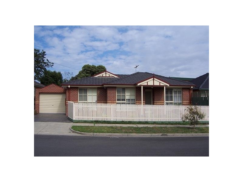 2A York Street, Blackburn South VIC 3130