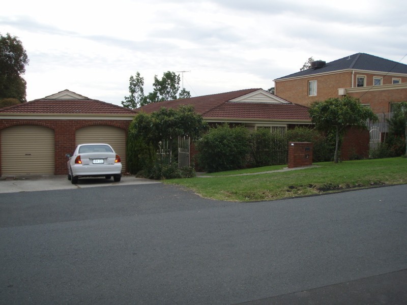 13 Innisfallen Avenue, Templestowe VIC 3106