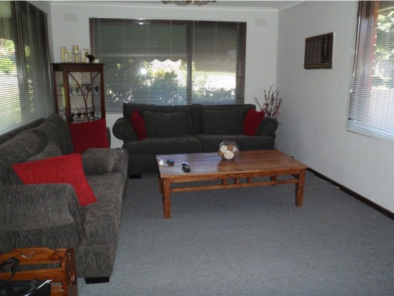 62 Chatsworth Quadrant, Templestowe Lower VIC 3107