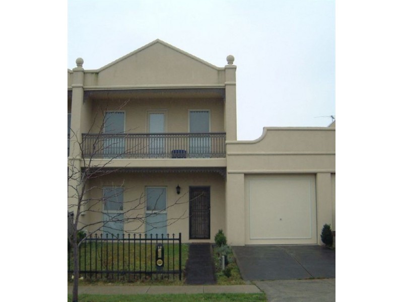 18 Parklane Way, Rowville VIC 3178