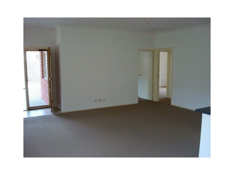 2/129 Moriah Street, Clayton VIC 3168