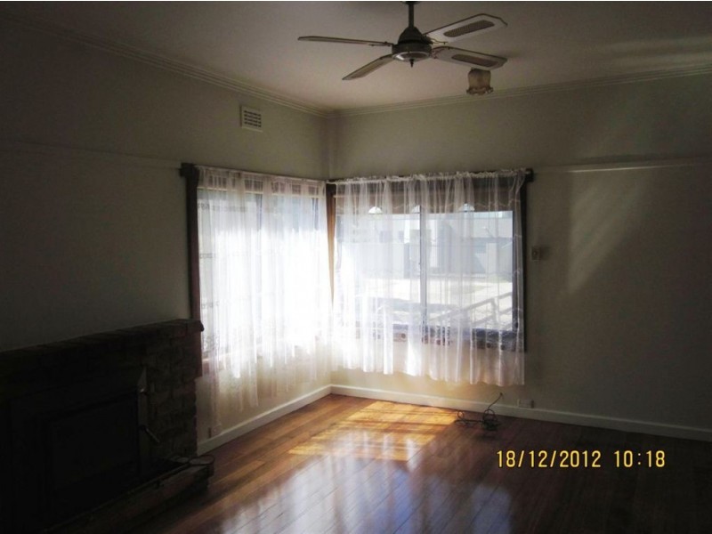 3 Manoon Road, Clayton South VIC 3169