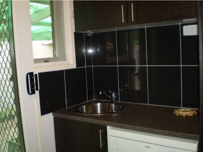 1/17 Barringun Crescent, Clayton South VIC 3169