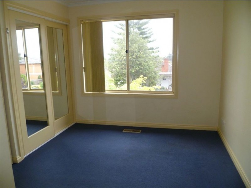 1/5 Cantala Street, Clayton VIC 3168