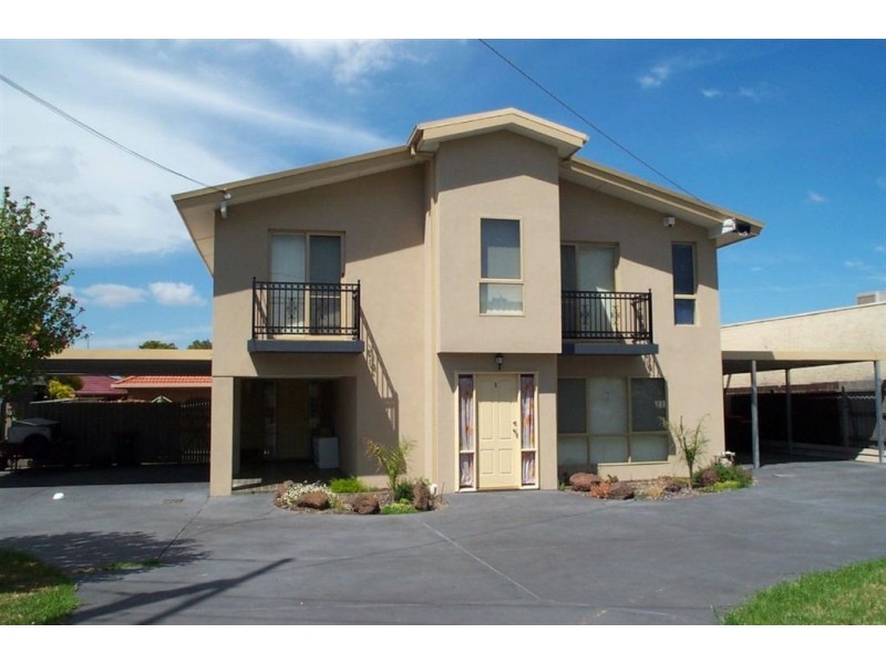 2/1760 Dandenong Road, Clayton VIC 3168