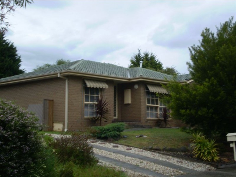 87 Cheviot Avenue, Berwick VIC 3806
