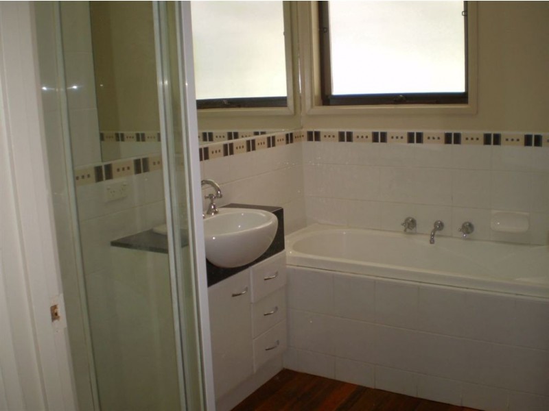 87 Cheviot Avenue, Berwick VIC 3806