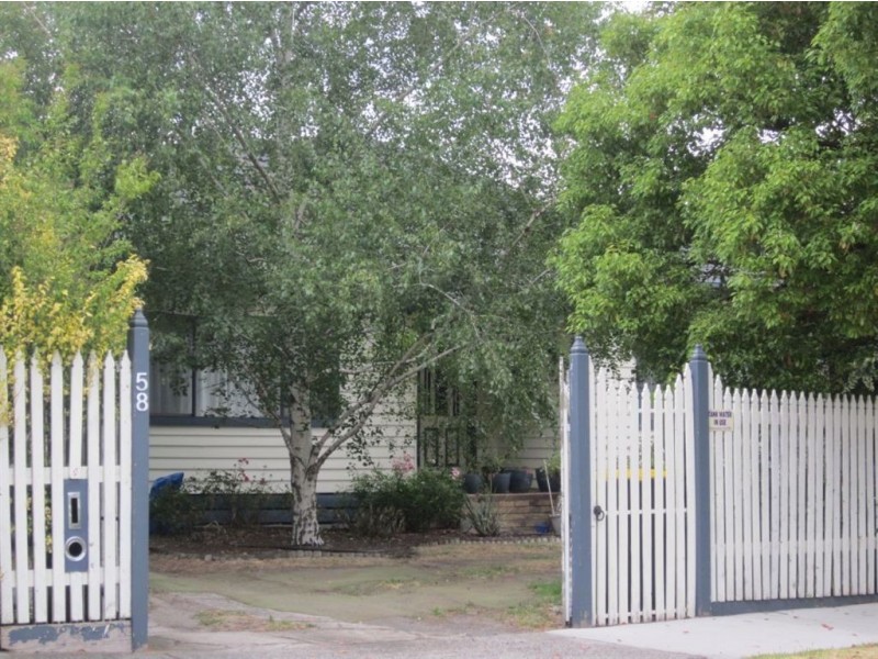 58 Madeleine Road, Clayton VIC 3168