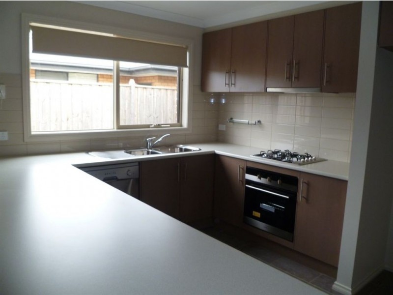 201 Linsell Bouldevard, Cranbourne East VIC 3977