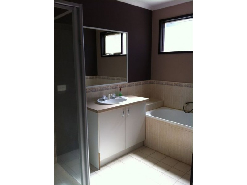 6 Kings Court, Oakleigh East VIC 3166