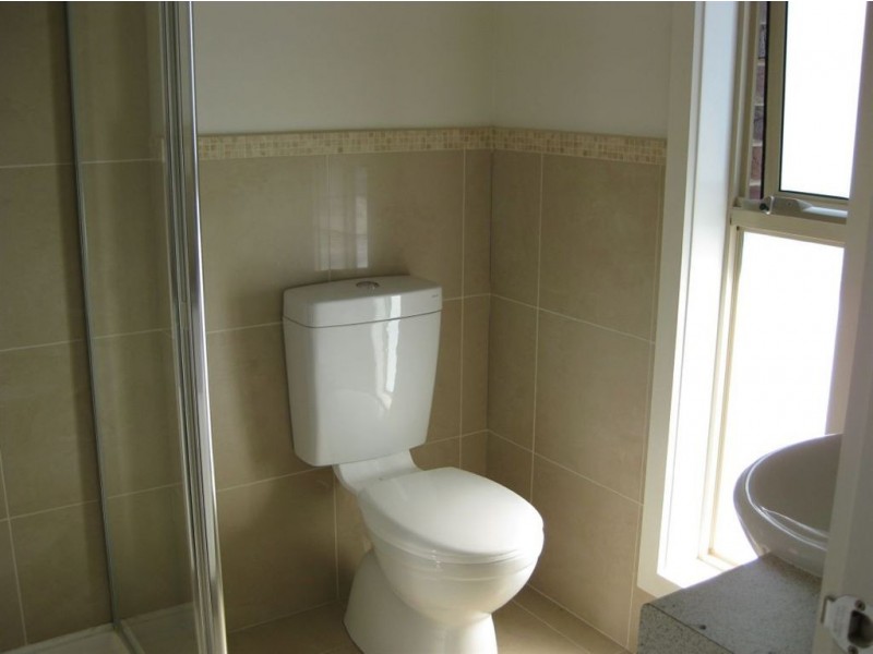 2/28 Gordon Avenue, Oakleigh East VIC 3166