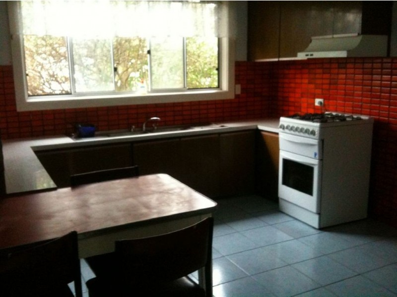 15 Koonawarra Street, Clayton VIC 3168