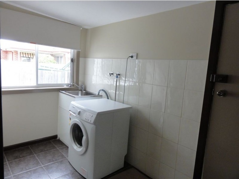 1/38 Hourigan Avenue, Clayton VIC 3168